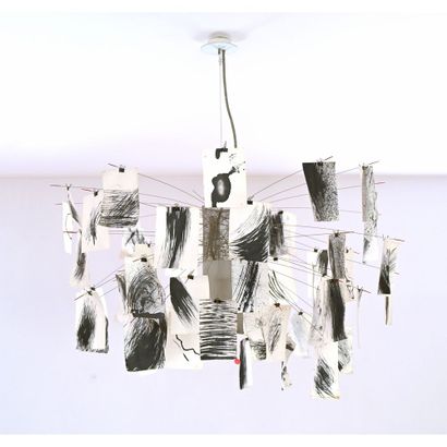 INGO MAURER (?). LUSTRE moderniste à multiples...