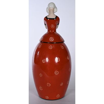 ROBJ Paris. VASE couvert en porcelaine polychrome...