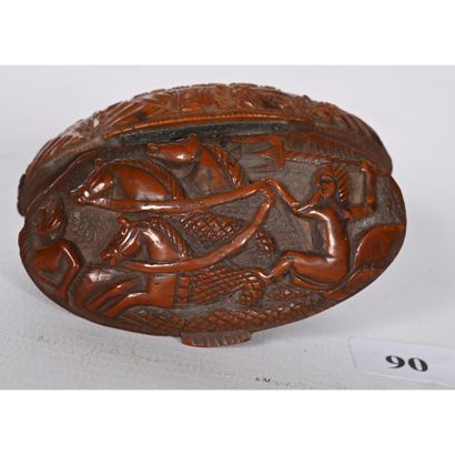 TABATIERE in carved corozo representing an...