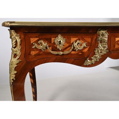 JOLI BUREAU PLAT LOUIS XV toutes faces de...