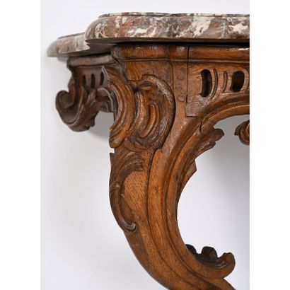 CONSOLE LOUIS XV de forme mouvementée en...