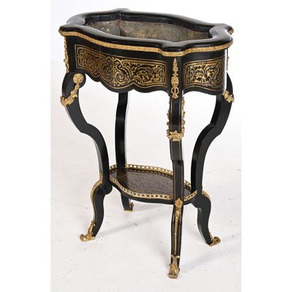 JARDINIERE NAPOLEON III with gilt brass marquetry...