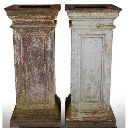 Pair of grey lacquered cast-iron PARK GAINS...