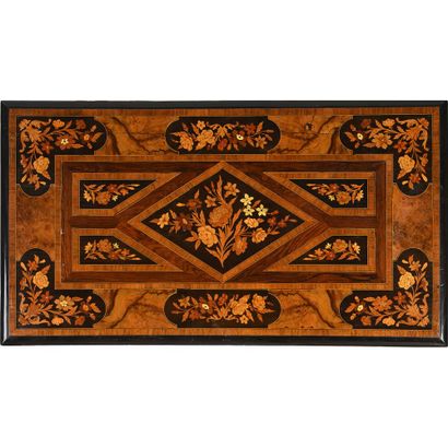 BUREAU MAZARIN «aux fleurs de jasmin» de...