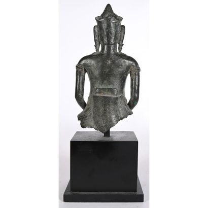 DIVINITY BUST in bronze. Khmer Empire. Circa...