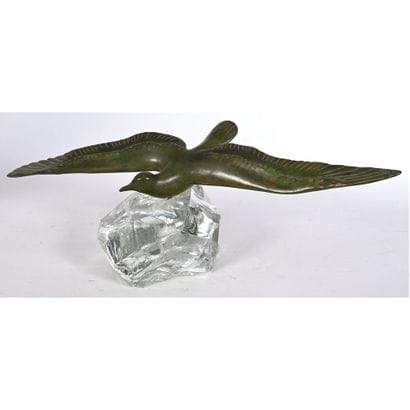 LAURENT. Sculpteur XXè. «Mouette à l’envol»....