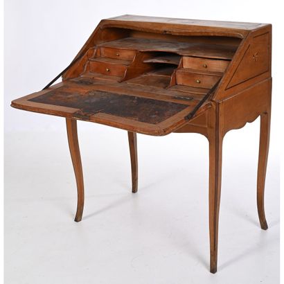 BUREAU DE PENTE en bois fruitier à décor...