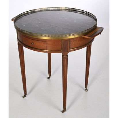 TABLE BOUILLOTTE LOUIS XVI in mahogany and...