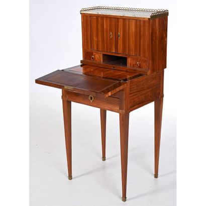 LITTLE LOUIS XVI rosewood-veneered and curtained...