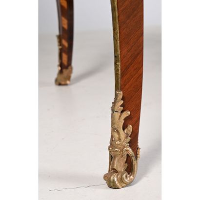 JOLI BUREAU PLAT LOUIS XV toutes faces de...