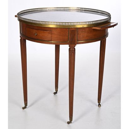 TABLE BOUILLOTTE LOUIS XVI in mahogany and...