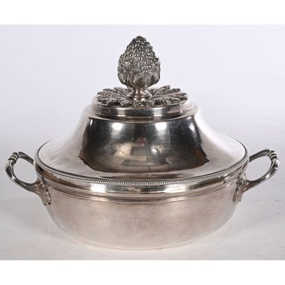 Solid silver BOUILLON with leafy handles....