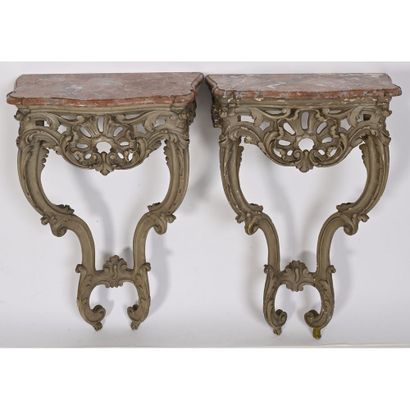 PAIRE DE CONSOLES D’ENTRE DEUX LOUIS XV en...