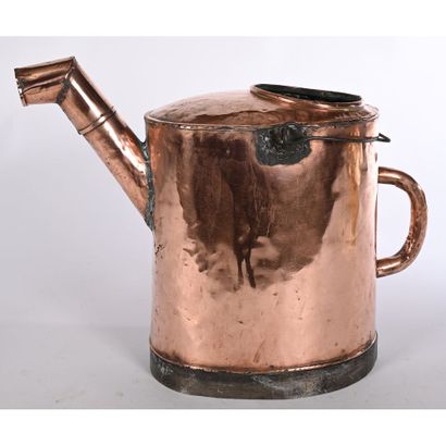 Red copper ARROSOIR with pretty pourer and...