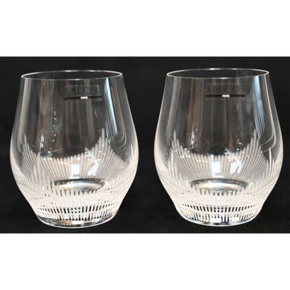LALIQUE. 2 VERRES A WHISKY dans leur coffret....