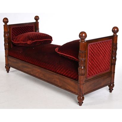 JACOB. Mahogany REST BED with attractive...