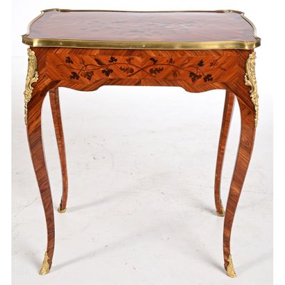 J. DUBOIS. BUREAU DE DAME à plateau coulissant...