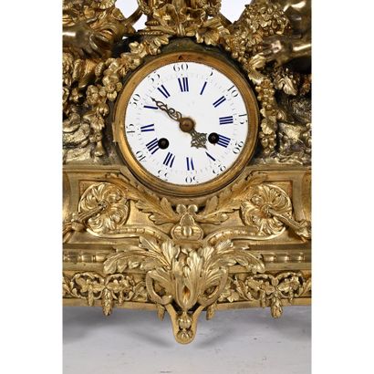 NAPOLEON III HANGER in gilded patina bronze...