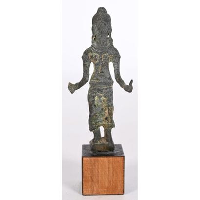 FEMALE DIVINITY in bronze. Khmer Empire....
