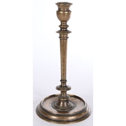RARE BOUGEOIR RENAISSANCE en bronze à base...
