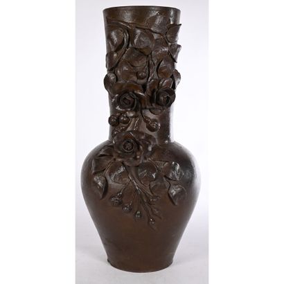 YGOUF. LARGE terracotta VASE with flowers...