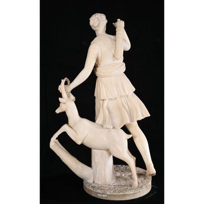 SUJET en albâtre d’après l’antique représentant...