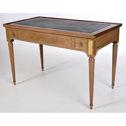 MOREAU. ELEGANT LOUIS XVI TRIC-TRAC in mahogany...