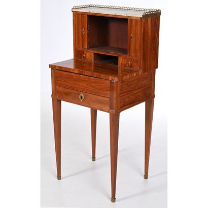 LITTLE LOUIS XVI rosewood-veneered and curtained...