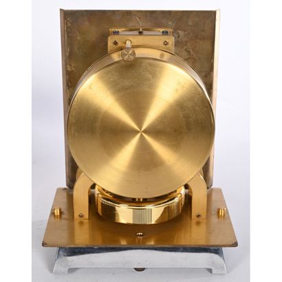JAEGER LECOULTRE. PENDULE ATMOS en laiton,...