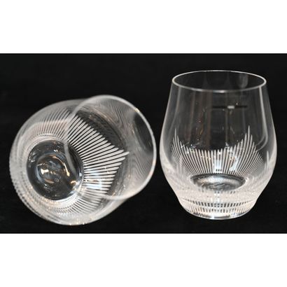 LALIQUE. 2 VERRES A WHISKY dans leur coffret....