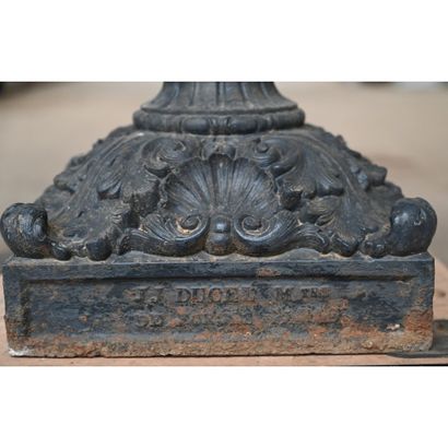 IMPORTANT FOUNTAIN in black and grey lacquered...
