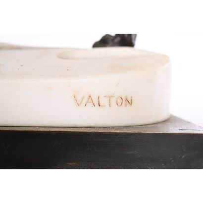 VALTON Charles. (1851-1918). «Loups marchant...