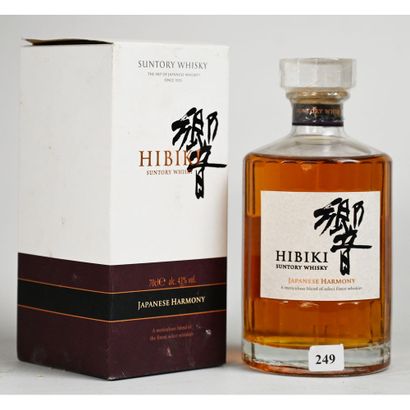 1 Btle Whisky Japonais HIBIKI Suntory avec...