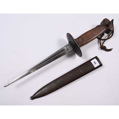 COUTEAU DE COMBAT belge, 1ère variante Sanderson...