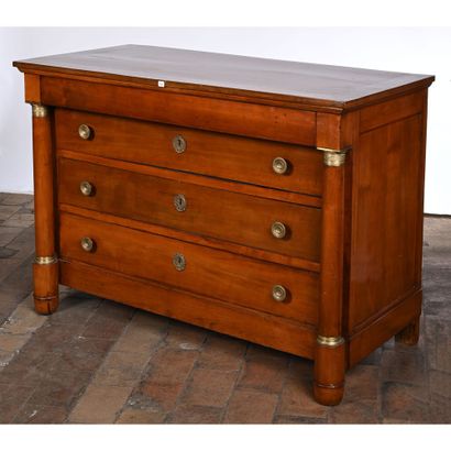 COMMODE EMPIRE en placage d’acajou à colonnes...