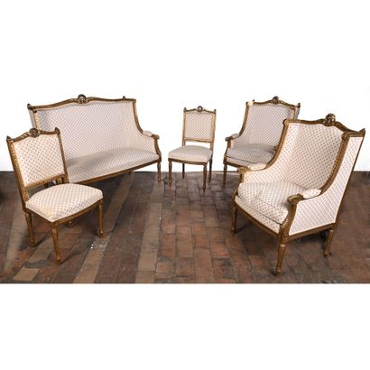 ENSEMBLE DE SALON DE STYLE LOUIS XVI en bois...