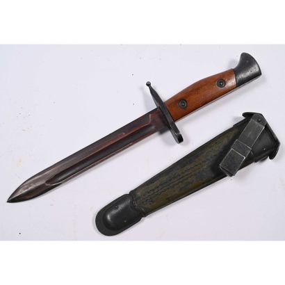 COUTEAU DE COMBAT. Italie. N° 159.28. Ex...