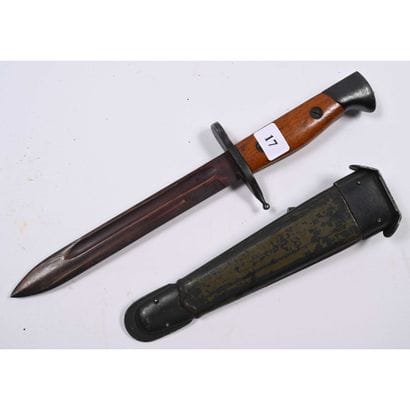 COUTEAU DE COMBAT. Italie. N° 159.28. Ex...