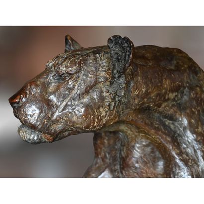 VASSYL. «Reprise de la chasse». Bronze original....