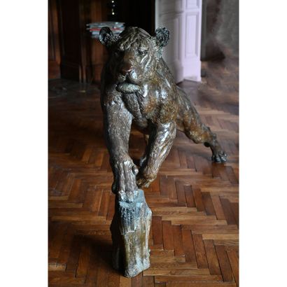 VASSYL. «Reprise de la chasse». Bronze original....