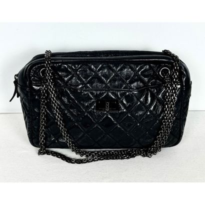 CHANEL. Caméra