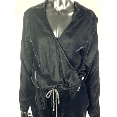 Vanessa BRUNO. Pantsuit in black velvet pane....