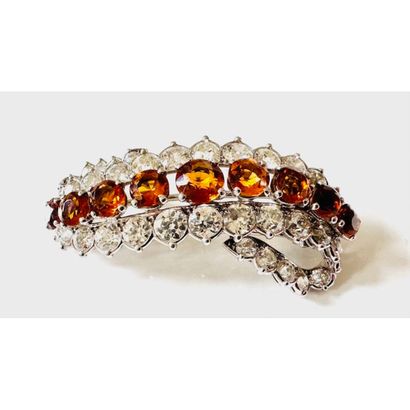 CARTIER. Twisted COLLAR in 750°/°° white...