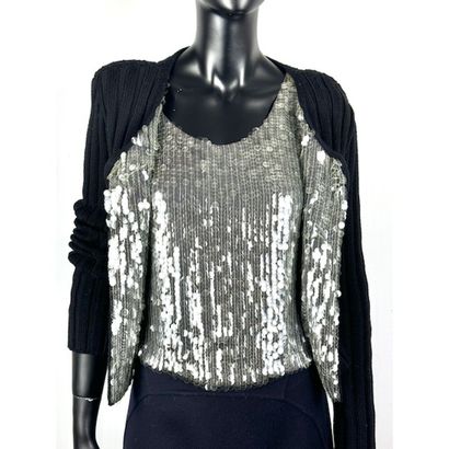 CHANEL. Twin set in wool and silk textured...