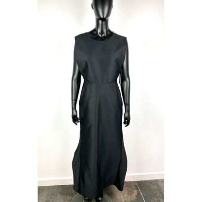 Jil SANDER. Sleeveless long dress in black...