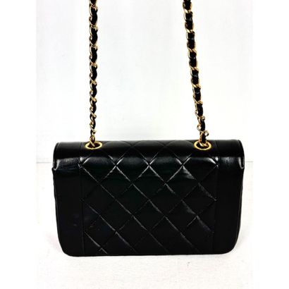 CHANEL. Vintage 