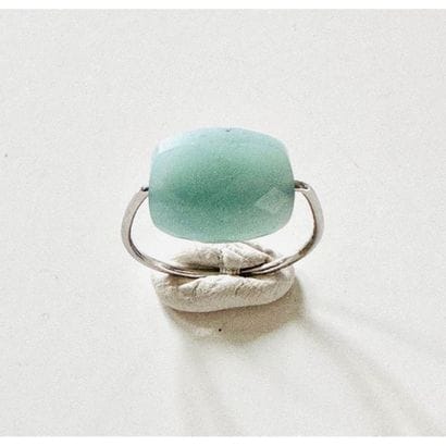 BAGUE en or blanc 750°/°° ornée d’une chrysoprase...
