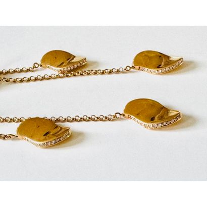PAIR OF EARRINGS in yellow gold 750°/°° with...