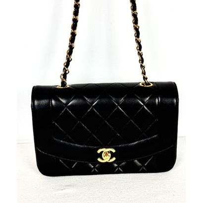 CHANEL. Vintage 