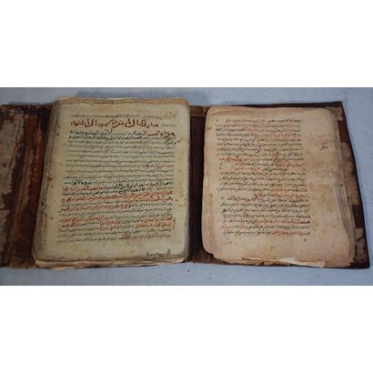 Manuscrit en Arabe, sur un papier filigrané...